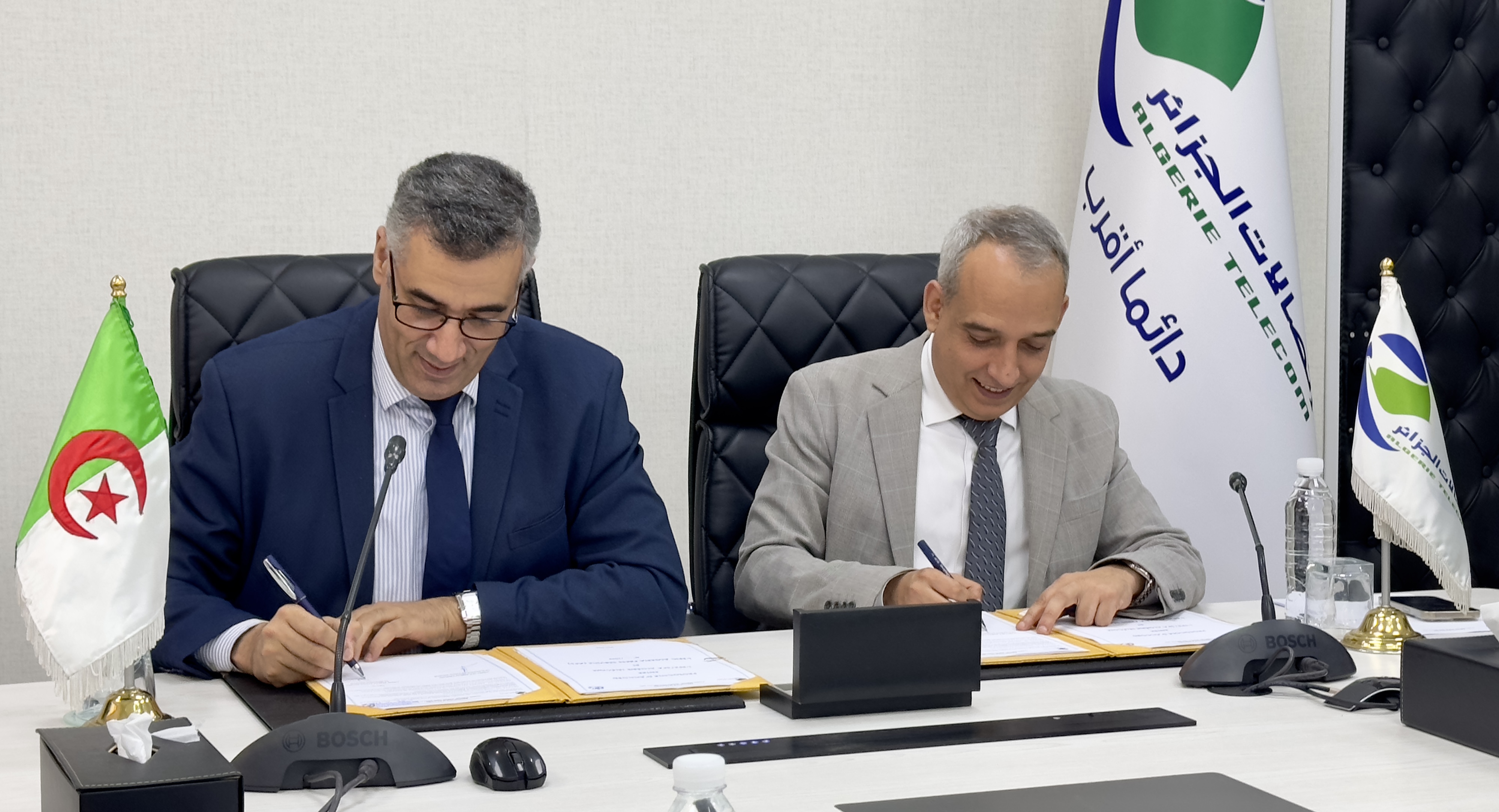 التوقيع على بروتوكول اتفاق بين إتصالات الجزائر ووكالة الأنباء الجزائرية